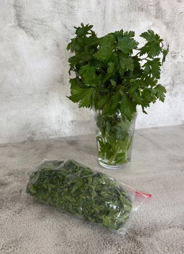 zero-waste-kitchen-parsley-edition