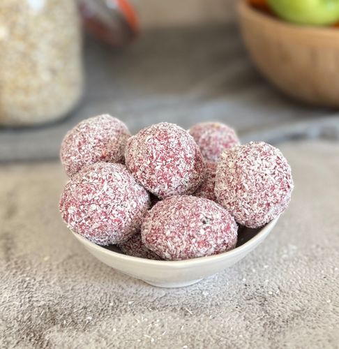 zero-waste-beetroot-energy-balls-gr