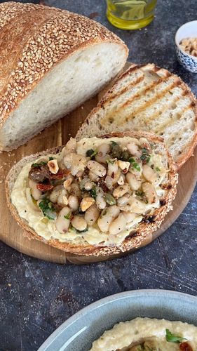 mediterranean-beans-on-toast